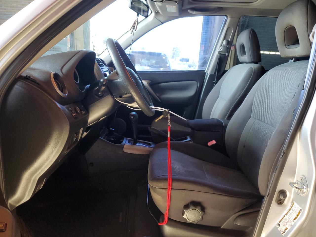 2004 Toyota Rav4 VIN: JTEGD20V440032333 Lot: 81808075