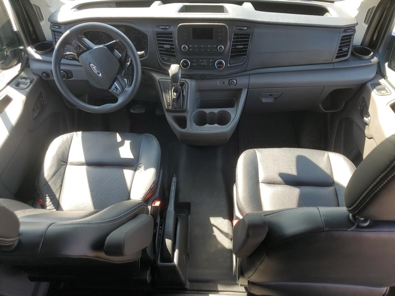 2022 Ford Transit T-350 Hd VIN: 1FDVU4X8XNKA18137 Lot: 71660475