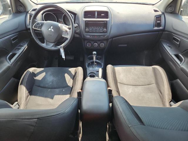 MITSUBISHI OUTLANDER 2015 Srebrny