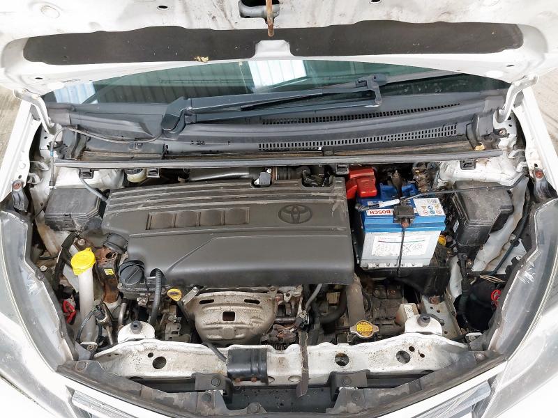 2015 TOYOTA YARIS ICON VVT-I 