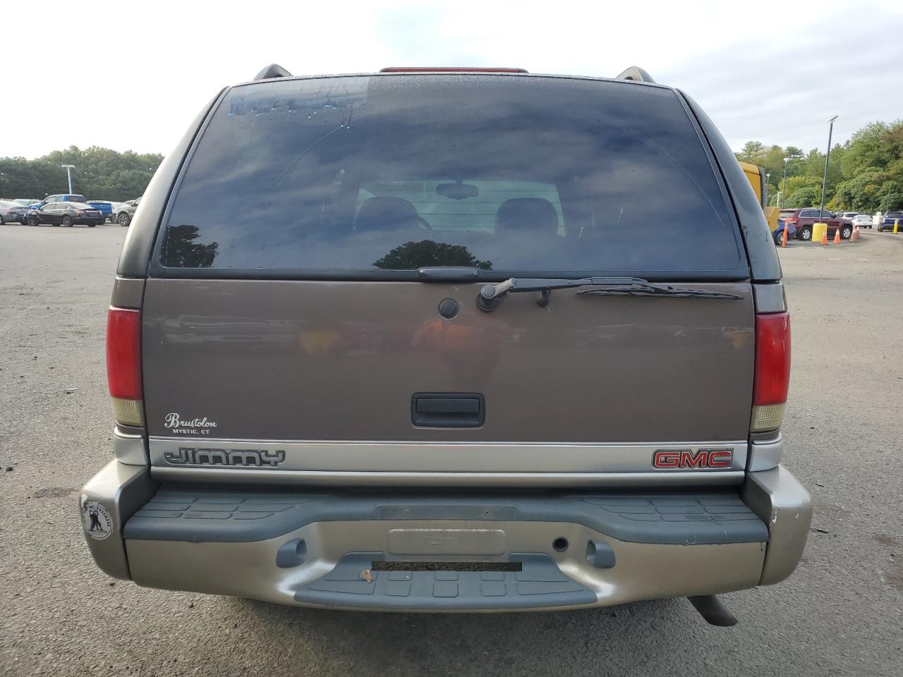 1999 GMC Jimmy VIN: 1GKDT13W9X2556700 Lot: 81556205