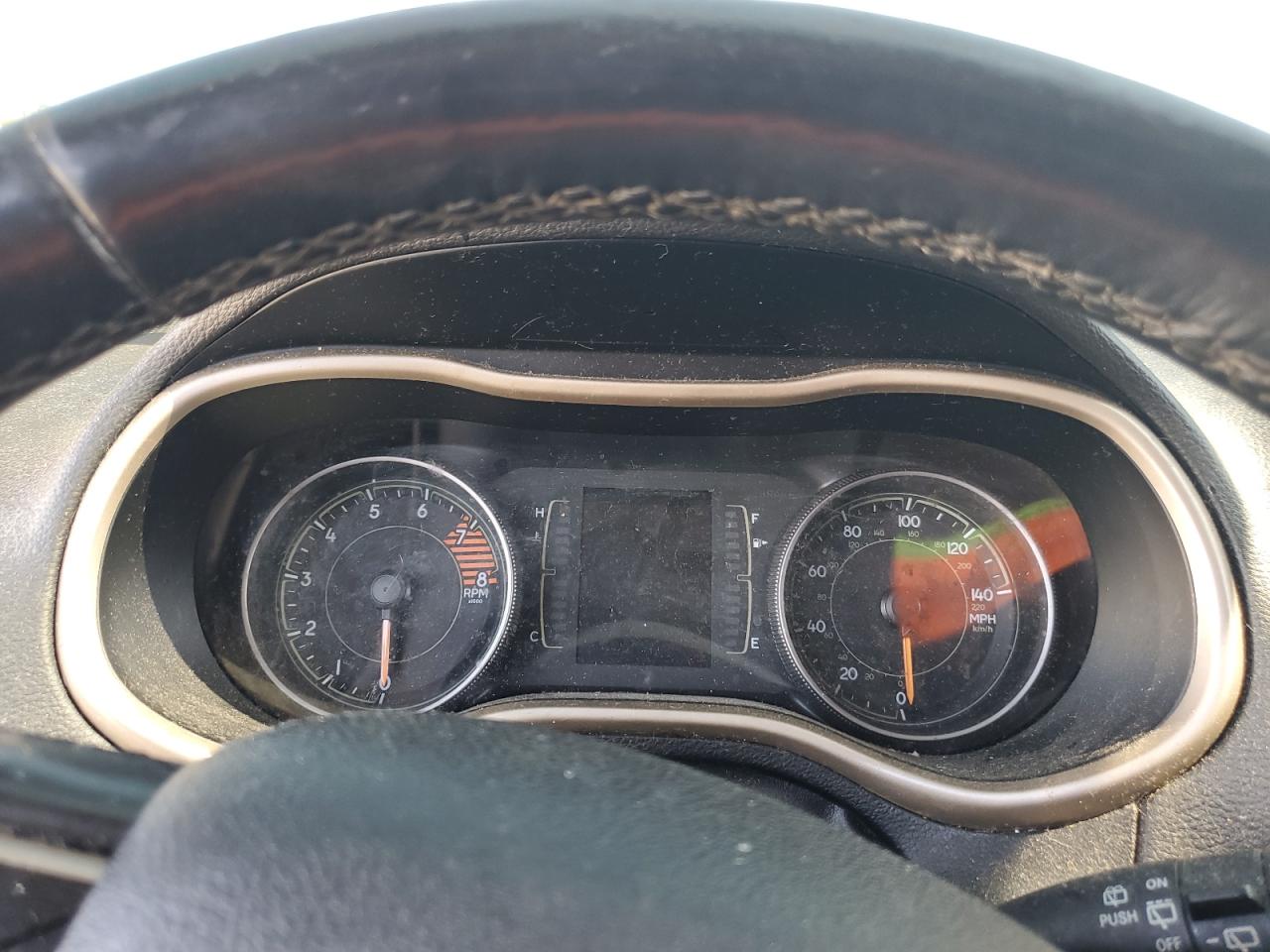 2016 Jeep Cherokee Latitude VIN: 1C4PJMCS9GW120452 Lot: 81402975