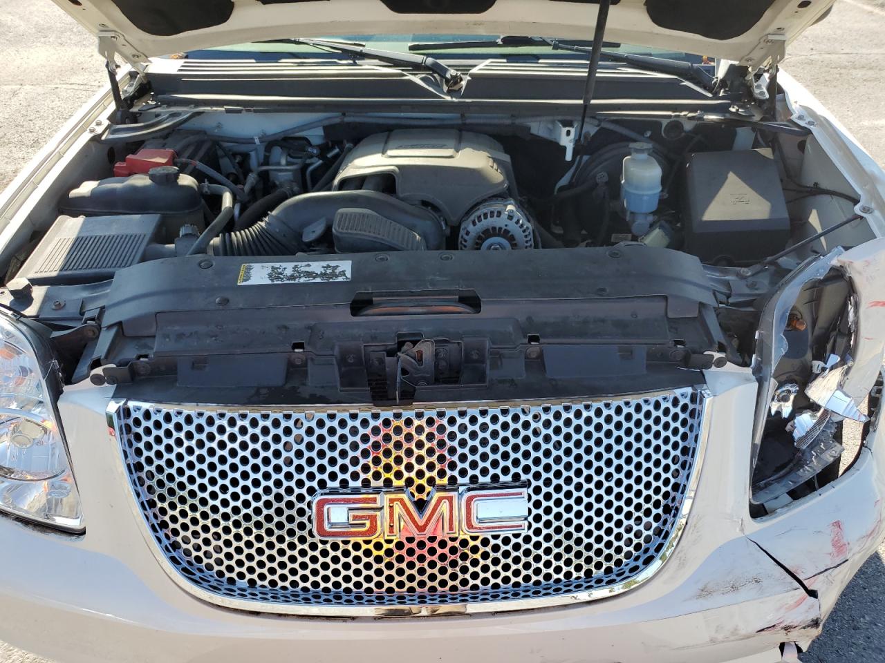 2010 GMC Yukon Xl K1500 Slt VIN: 1GKUKKE22AR124290 Lot: 81401975