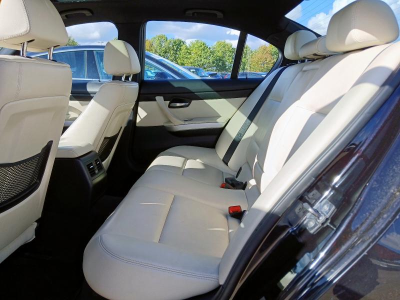 2010 BMW 318I SE 