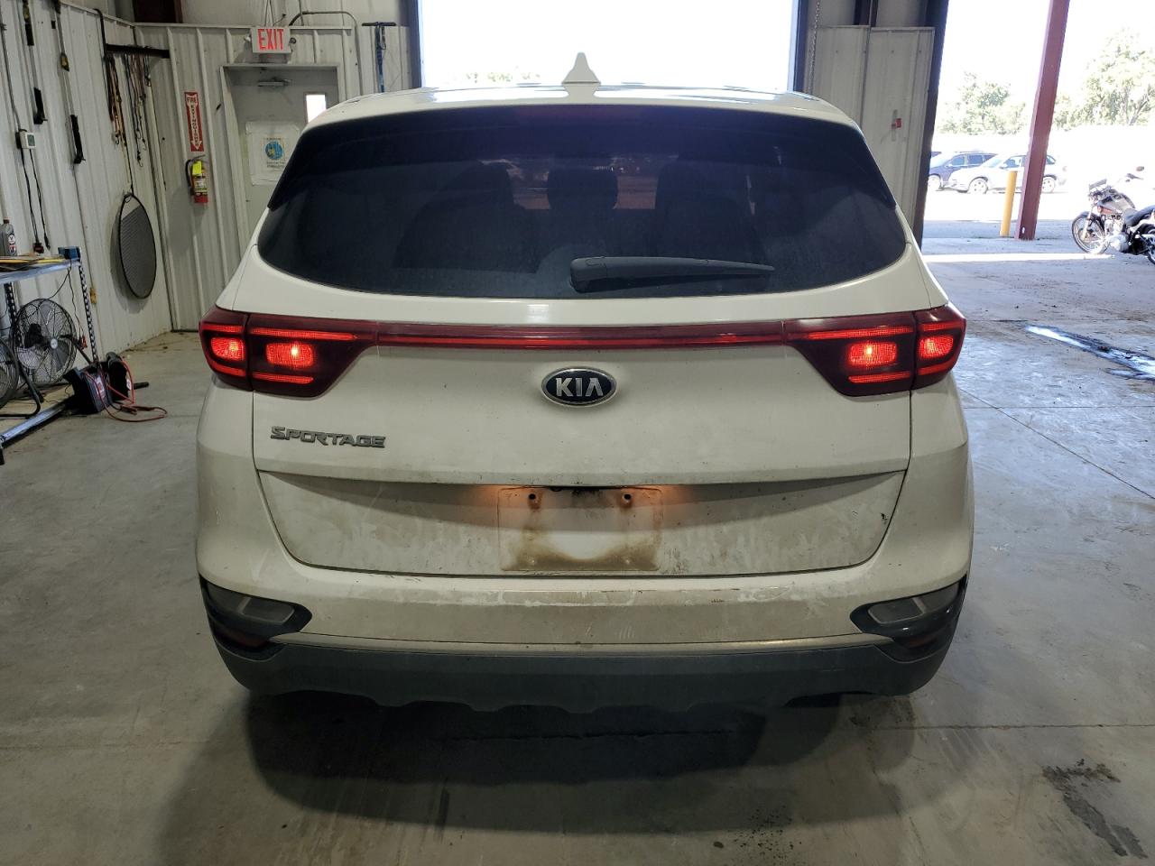 2020 Kia Sportage Lx VIN: KNDPMCACXL7820465 Lot: 80630585