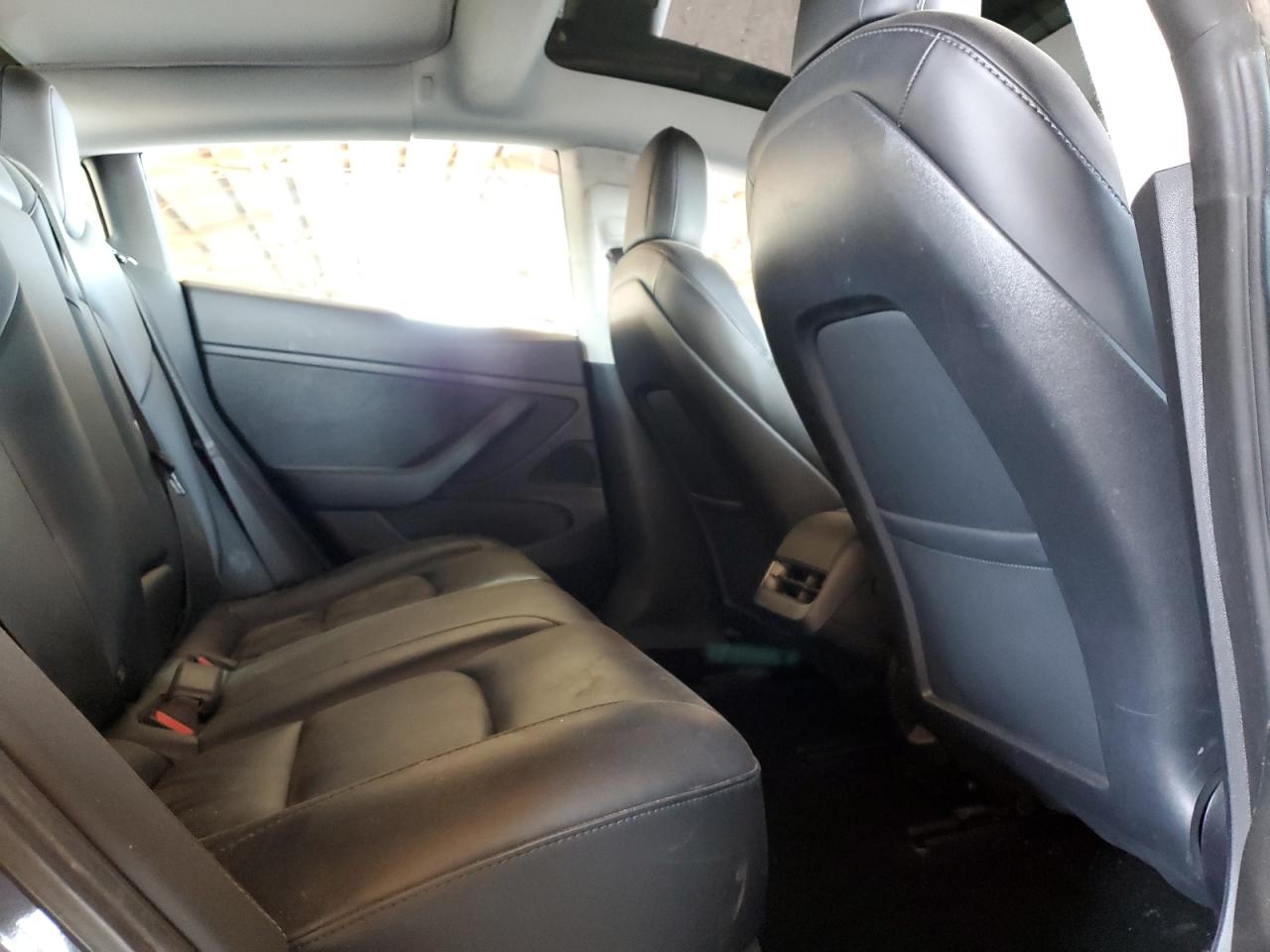 2021 Tesla Model 3 VIN: 5YJ3E1EB2MF869284 Lot: 84048925