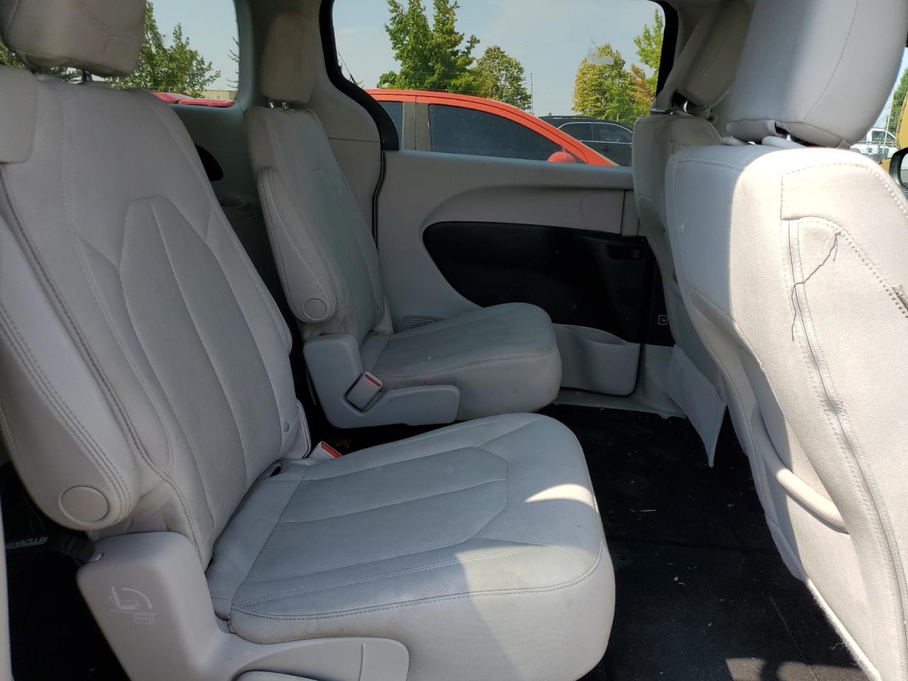 2017 Chrysler Pacifica Touring VIN: 2C4RC1DG8HR501182 Lot: 71724805