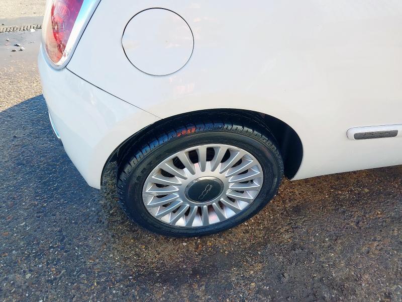 2009 FIAT 500 LOUNGE S-A 
