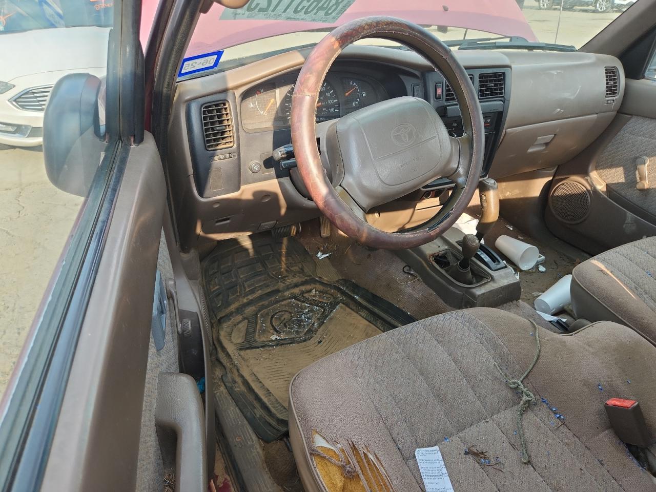 1996 Toyota Tacoma Xtracab VIN: 4TAWN72N3TZ101865 Lot: 84651125