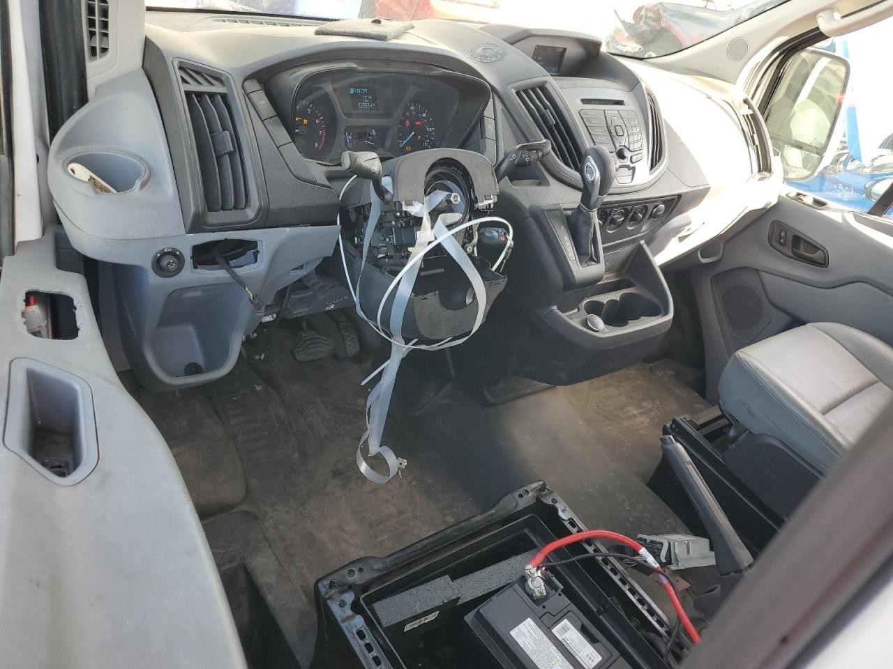 2019 Ford Transit T-150 VIN: 1FTYE2CM5KKB51616 Lot: 81147705