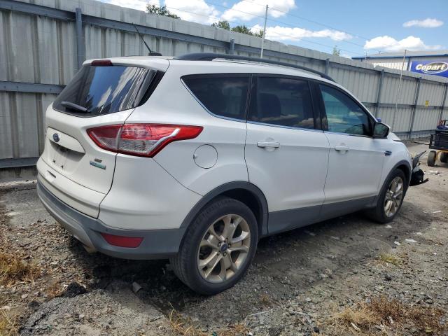 FORD ESCAPE 2016 Белы