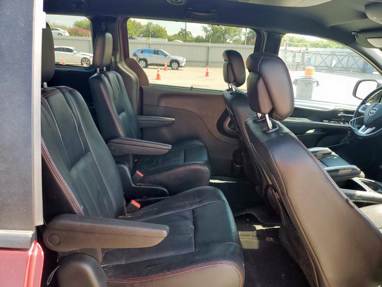 2019 Dodge Grand Caravan Gt VIN: 2C4RDGEG7KR688369 Lot: 80821255