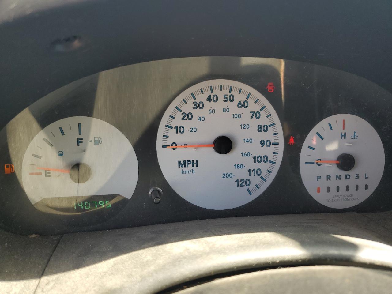 2006 Chrysler Town & Country VIN: 1A4GP45R86B761083 Lot: 81666105