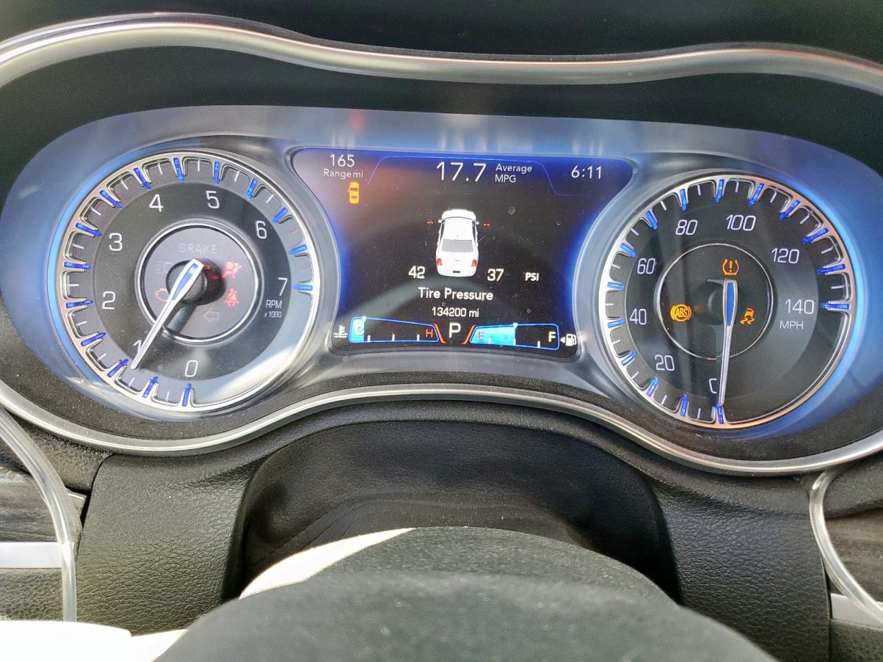 2018 Chrysler 300 Touring VIN: 2C3CCAAG4JH250140 Lot: 71918985