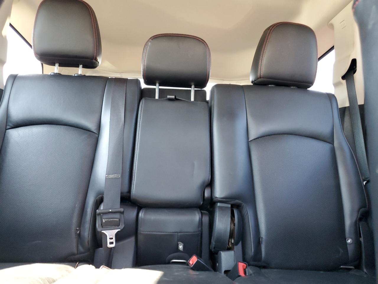 2014 Dodge Journey R/T VIN: 3C4PDDEG2ET302318 Lot: 80456325