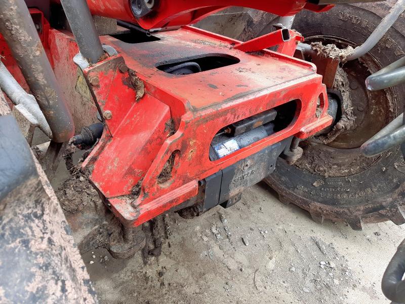 2012 MANITOU  