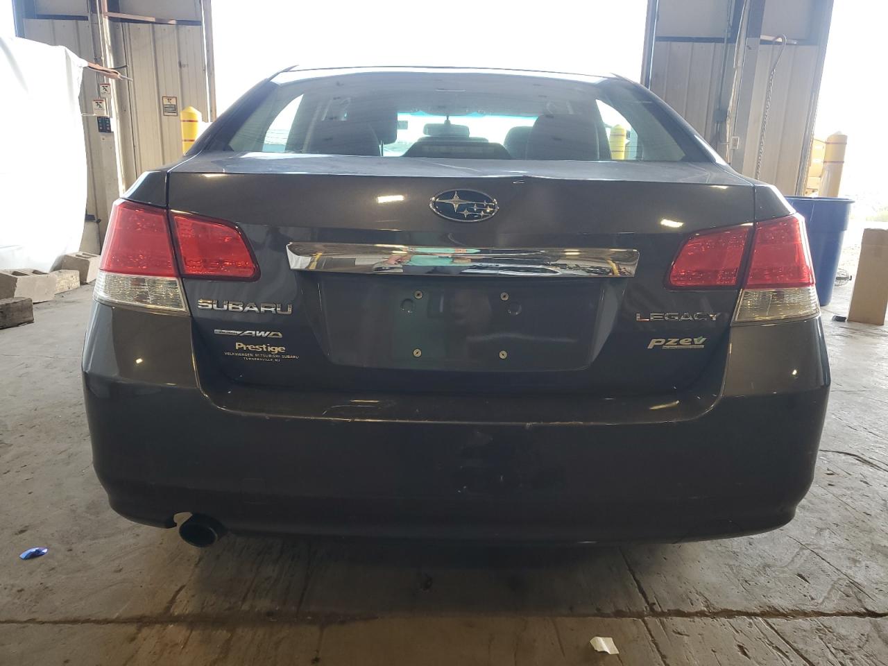 2013 Subaru Legacy 2.5I Premium VIN: 4S3BMBG65D3020171 Lot: 70558855