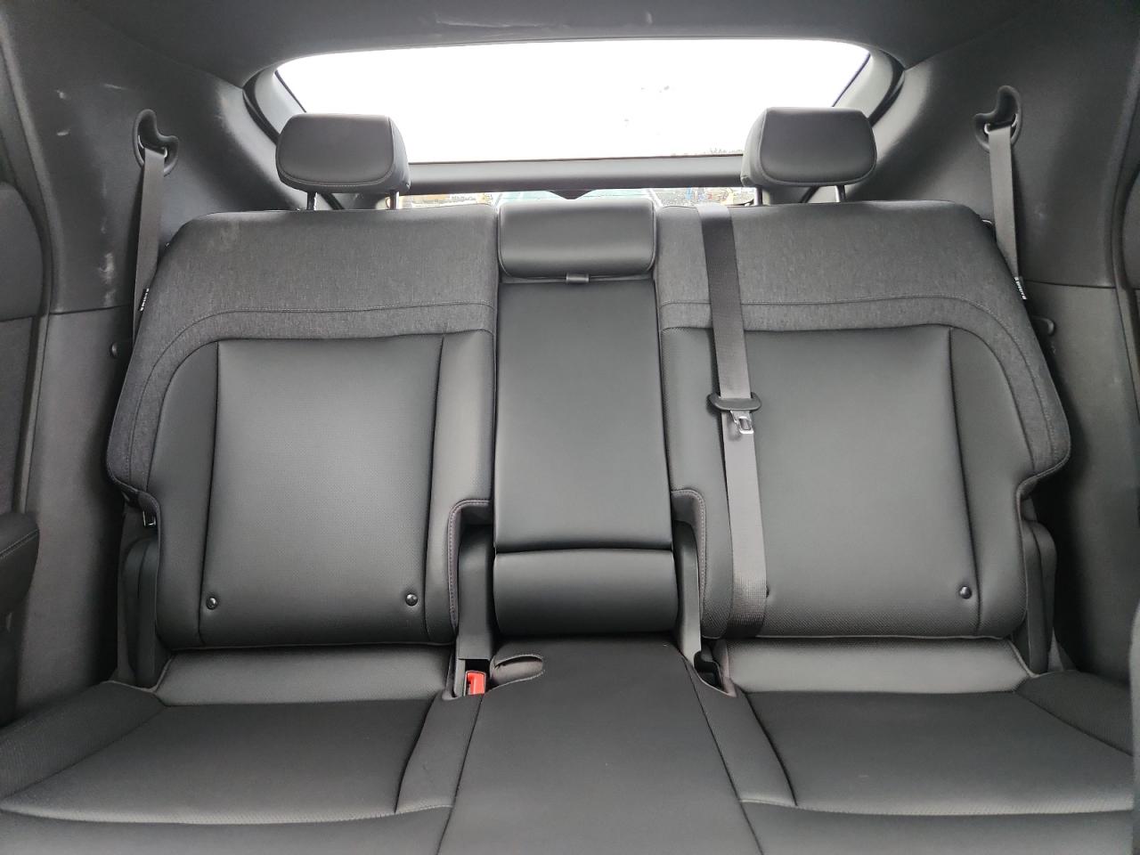 2025 Genesis Gv60 Advanced VIN: KMUKCDSC0SU027738 Lot: 71910765