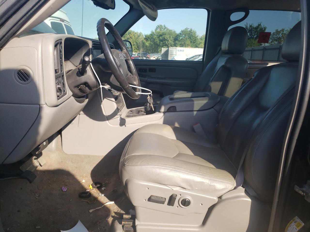 2006 Chevrolet Silverado K1500 VIN: 2GCEK13T061202555 Lot: 84741025