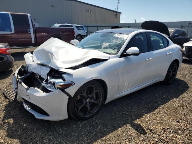  ALFA ROMEO GIULIA 2018 Белы