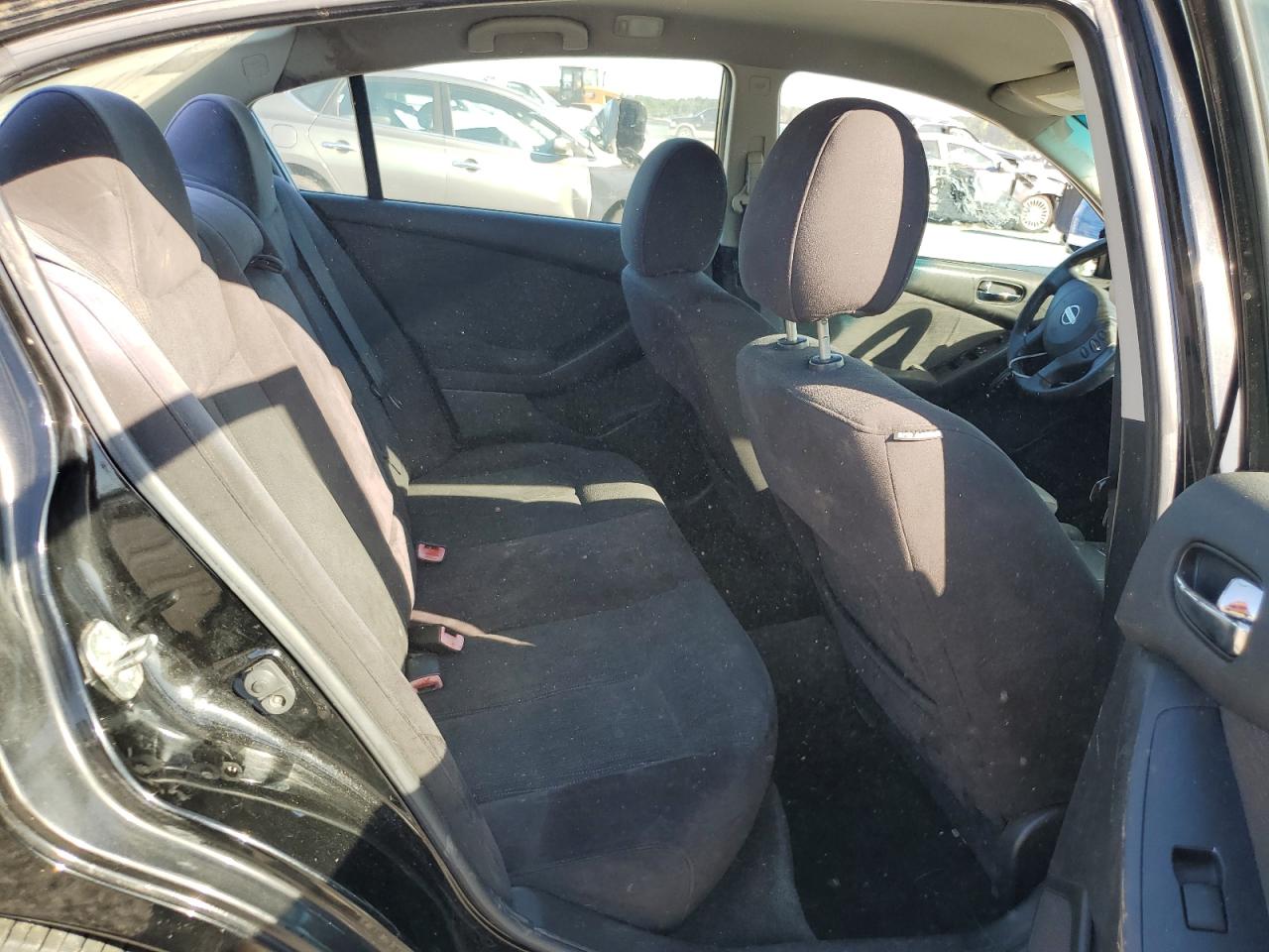 2011 Nissan Altima Base VIN: 1N4AL2AP8BN415727 Lot: 80012025