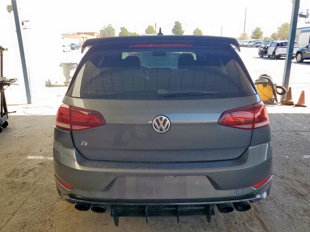 2018 Volkswagen Golf R VIN: WVWWF7AU5JW065041 Lot: 84638865
