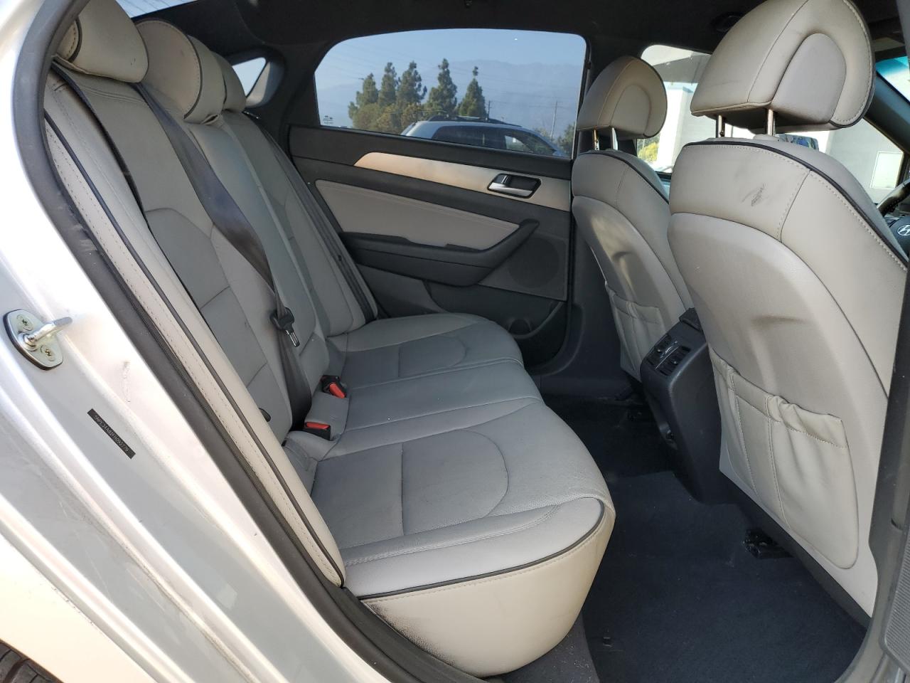 2015 Hyundai Sonata Sport VIN: 5NPE34AB2FH093779 Lot: 81970015