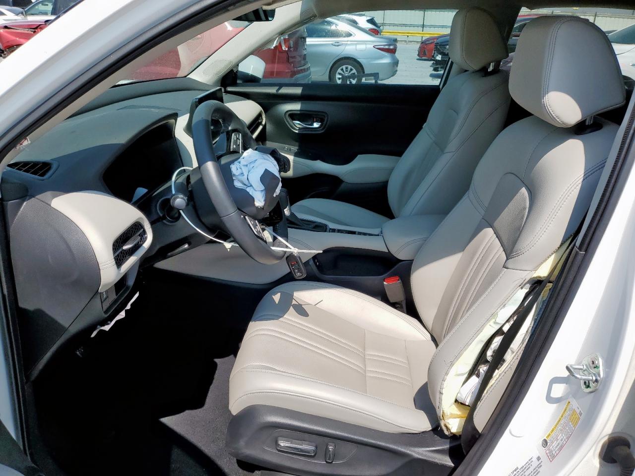 2024 Honda Hr-V Exl VIN: 3CZRZ1H74RM748355 Lot: 81688395