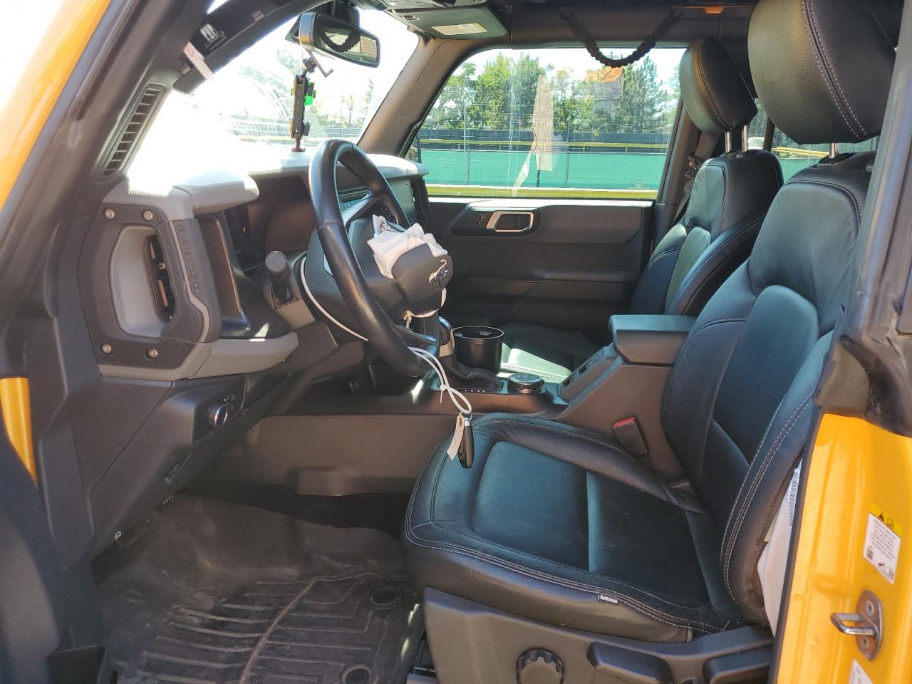 2022 Ford Bronco Base VIN: 1FMDE5BH6NLA81946 Lot: 81836175