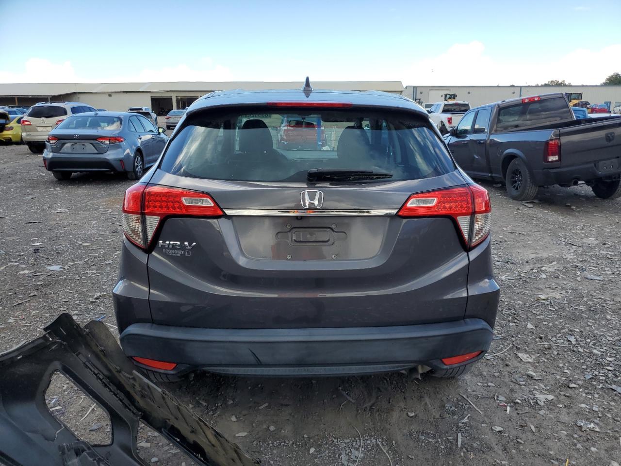 2019 Honda Hr-V Lx VIN: 3CZRU5H3XKG707431 Lot: 83952485