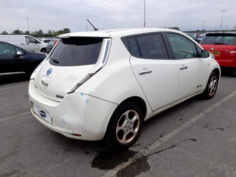 2015 NISSAN LEAF ACENTA 