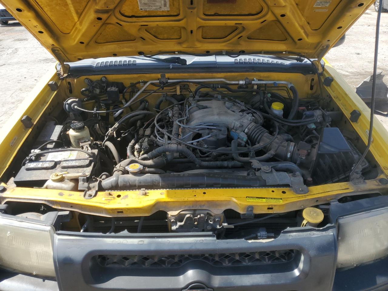 2000 Nissan Xterra Xe VIN: 5N1ED28Y6YC575824 Lot: 84641305
