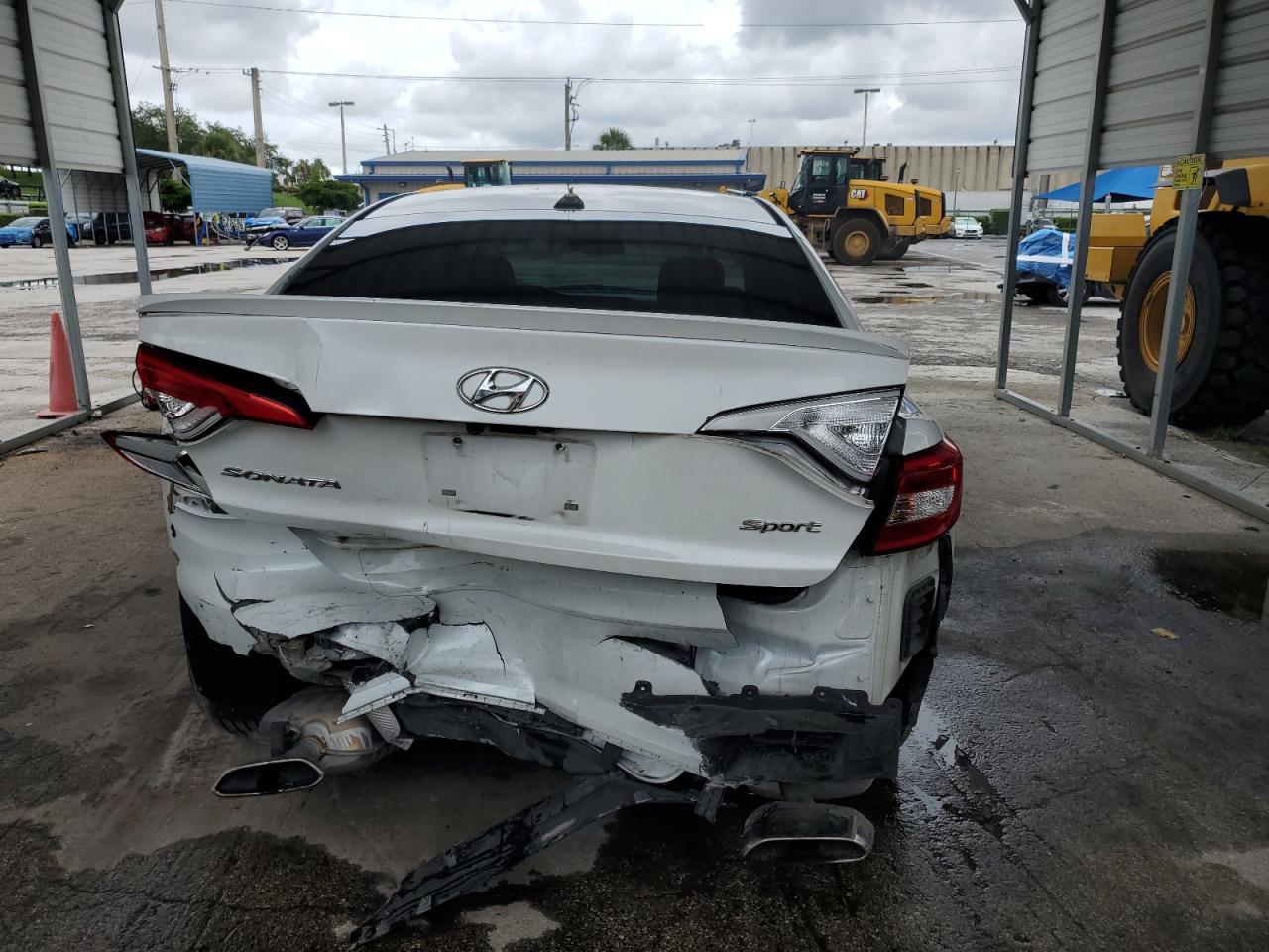 2016 Hyundai Sonata Sport VIN: 5NPE34AF9GH380878 Lot: 81145255