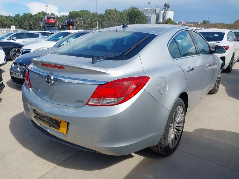 2011 VAUXHALL INSIGNIA SE