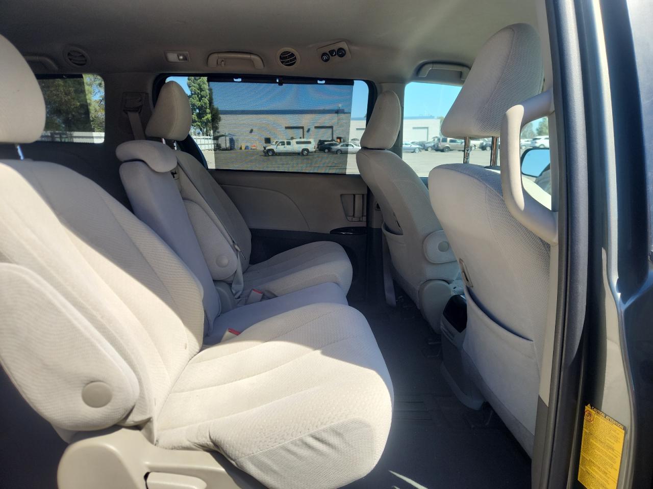 2012 Toyota Sienna Le VIN: 5TDKK3DC0CS180025 Lot: 72029525