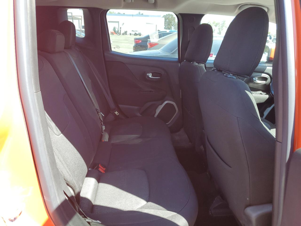 2015 Jeep Renegade Latitude VIN: ZACCJABT1FPC11749 Lot: 80333315