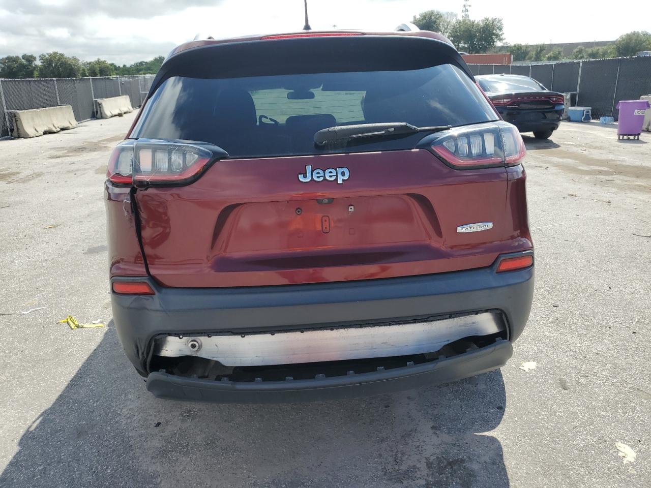 2019 Jeep Cherokee Latitude Plus VIN: 1C4PJLLB7KD202307 Lot: 69693725