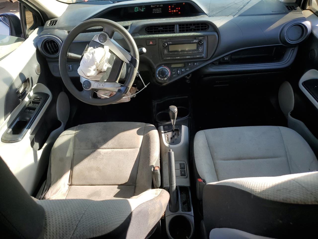 2013 Toyota Prius C VIN: JTDKDTB32D1536390 Lot: 81146615