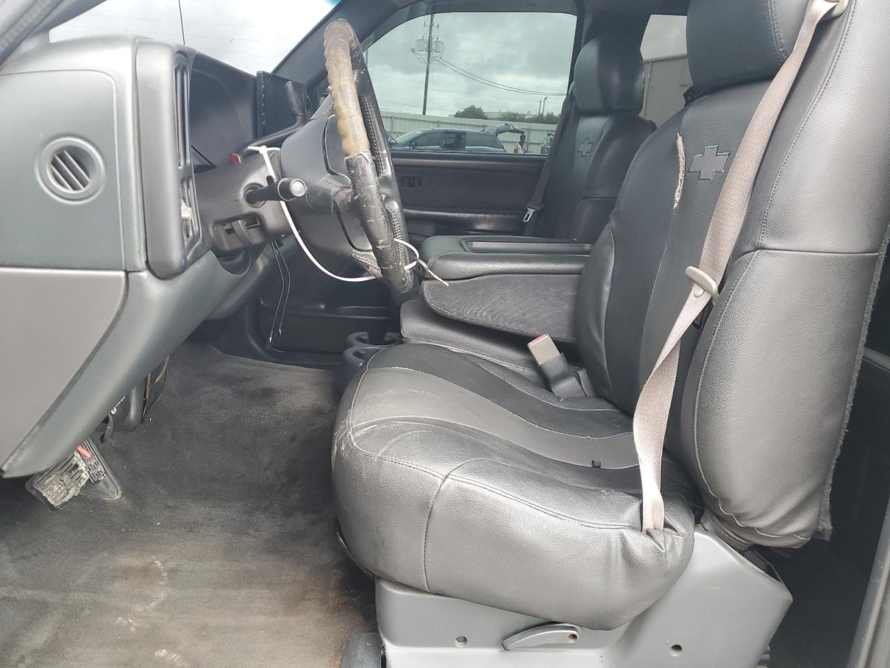 1999 Chevrolet Silverado C1500 VIN: 1GCEC19T1XZ141164 Lot: 84831185