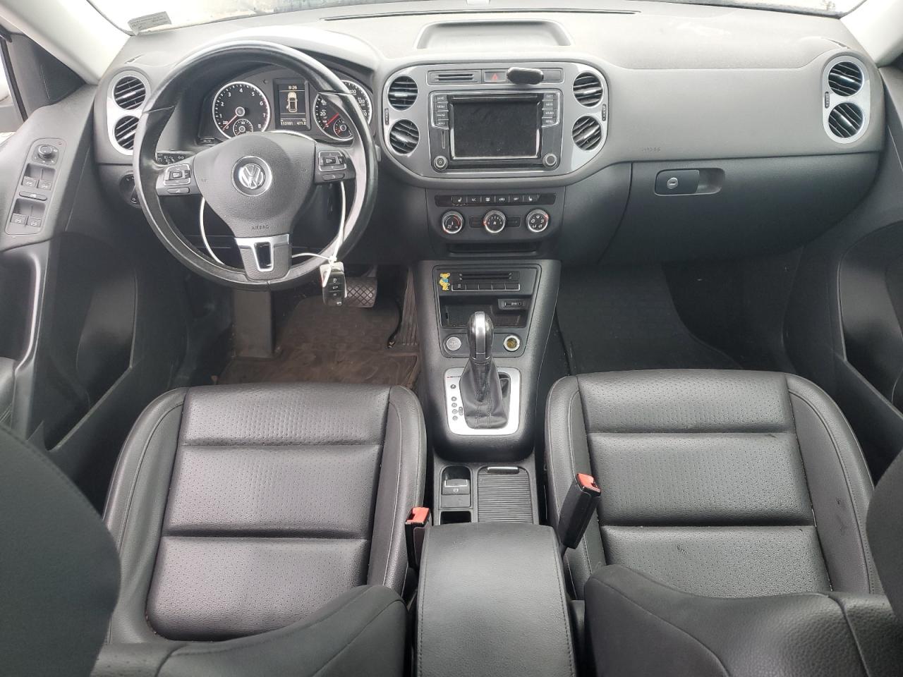 2017 Volkswagen Tiguan S VIN: WVGBV7AX2HK001676 Lot: 83868875