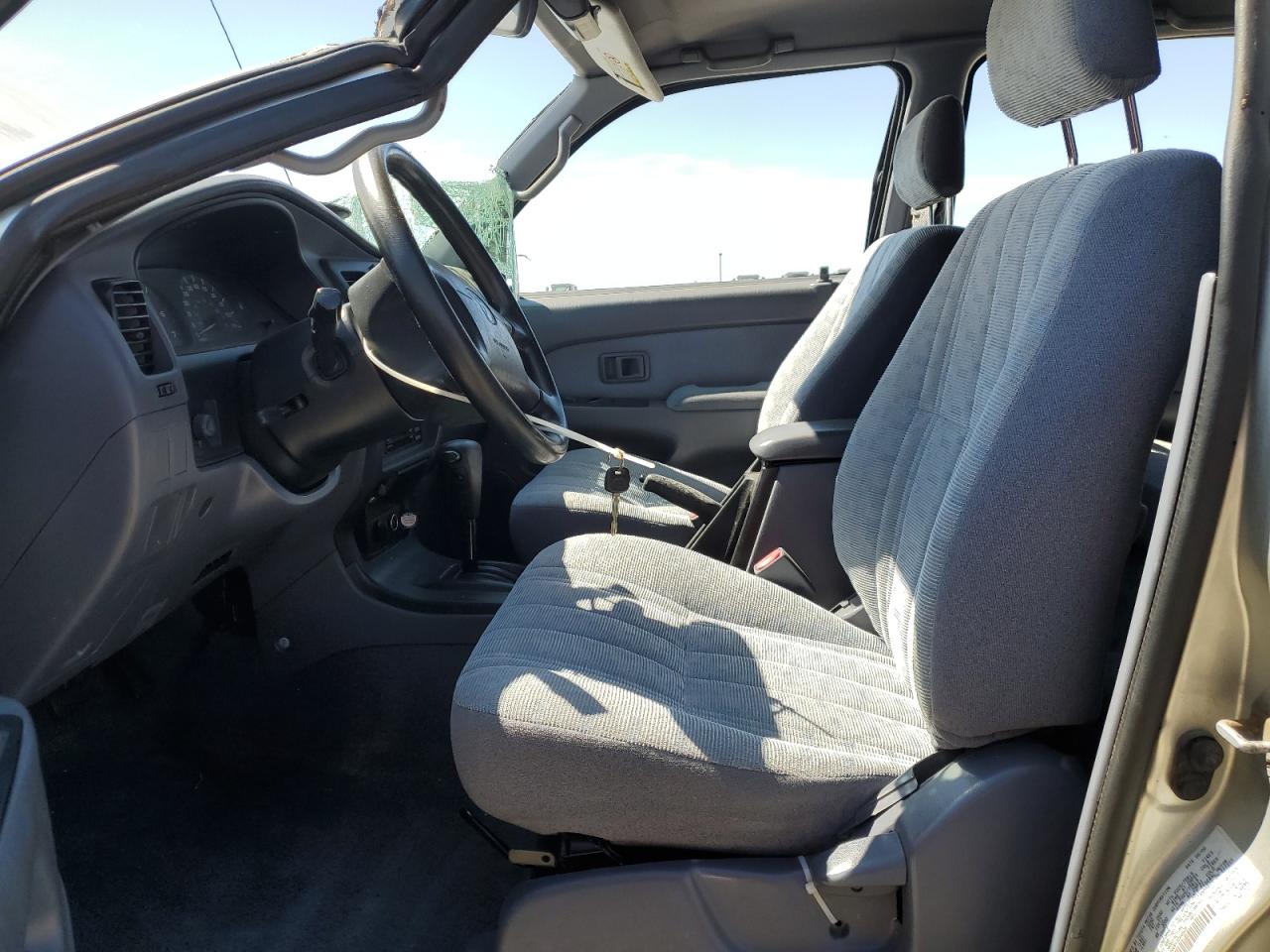 2000 Toyota 4Runner VIN: JT3GM84R8Y0066628 Lot: 81461645