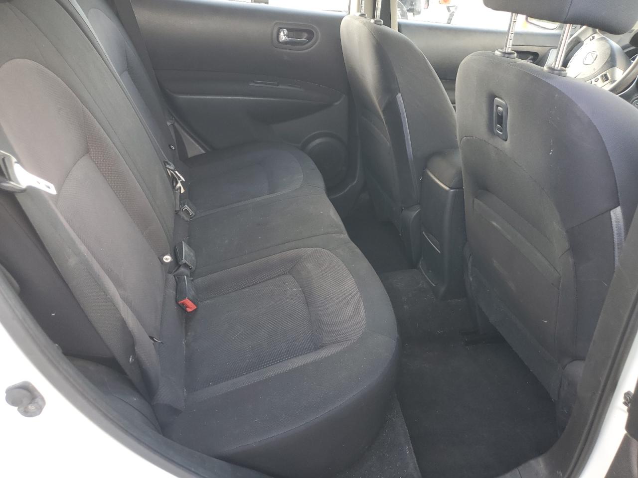 2014 Nissan Rogue Select S VIN: JN8AS5MV7EW721295 Lot: 82142825