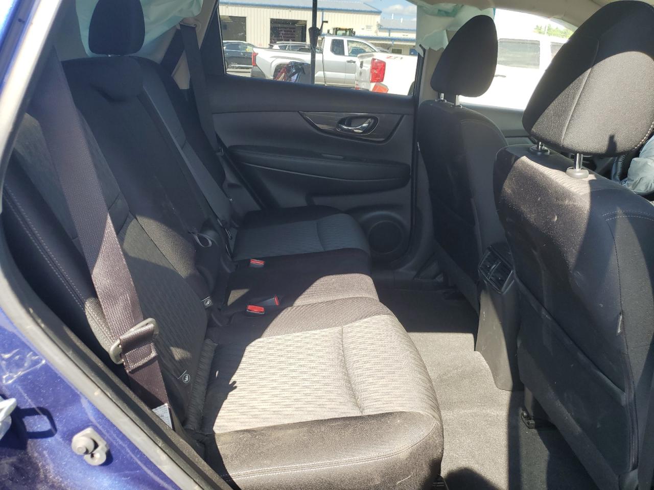 2020 Nissan Rogue S VIN: JN8AT2MV3LW134701 Lot: 80444165