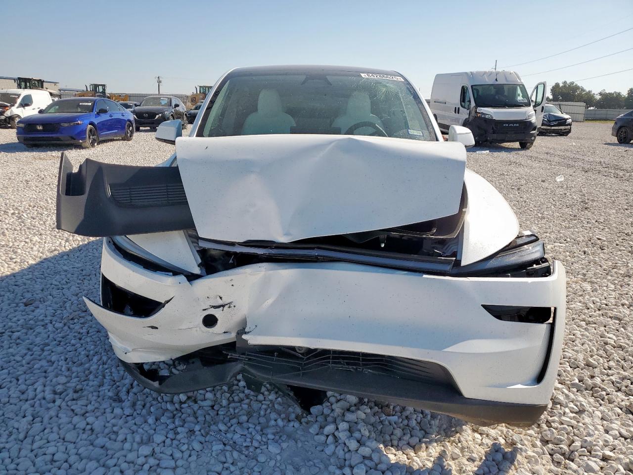 2026 Tesla Model Y VIN: 7SAYGDEE6TA382275 Lot: 84286625