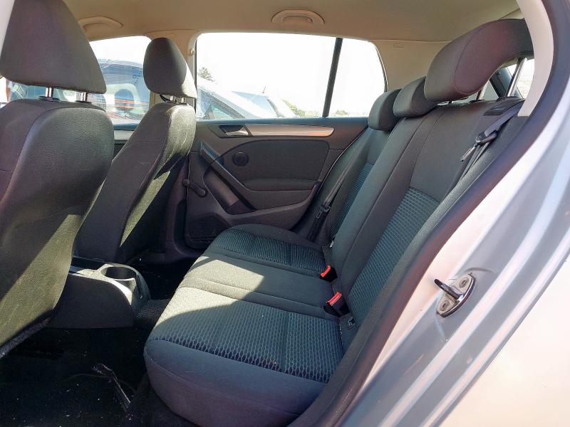 2011 VOLKSWAGEN GOLF S TSI 