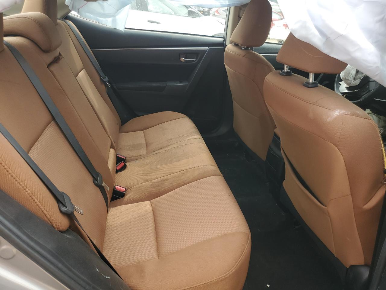 2015 Toyota Corolla L VIN: 5YFBURHE8FP308534 Lot: 81573625