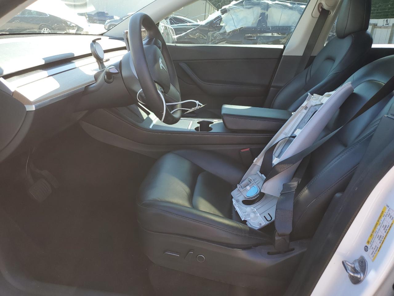 2021 Tesla Model Y VIN: 5YJYGAEEXMF255268 Lot: 72024495