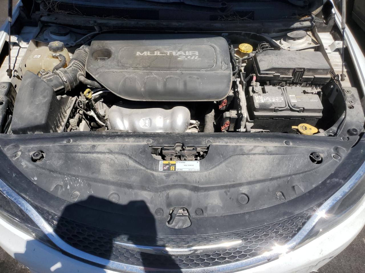 2015 Chrysler 200 Limited VIN: 1C3CCCAB5FN646141 Lot: 80081005