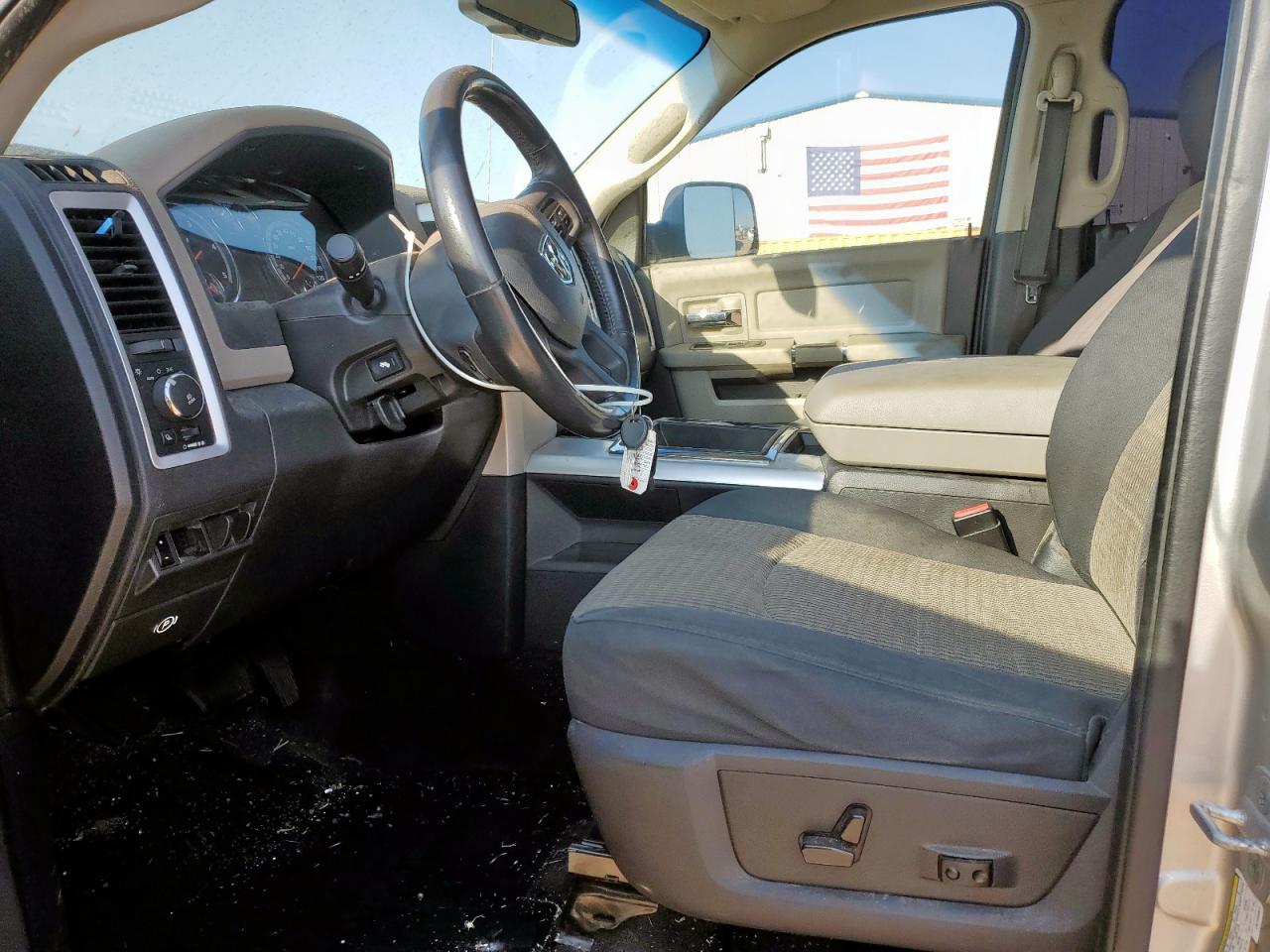 2012 Dodge Ram 2500 Slt VIN: 3C6UD5DL7CG185601 Lot: 82045835