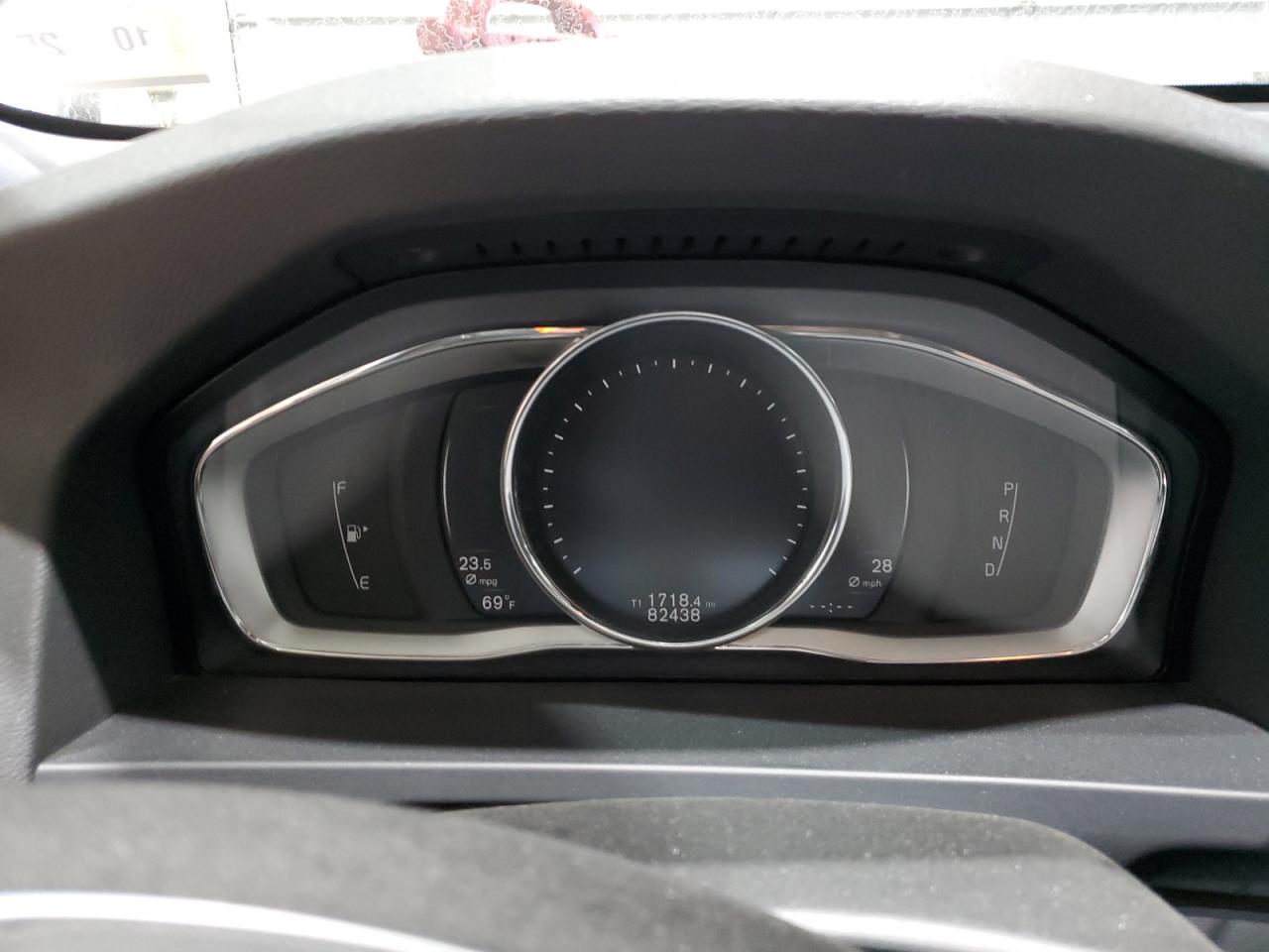 2017 Volvo V60 Cross Country Premier VIN: YV440MWK3H1039525 Lot: 69543345